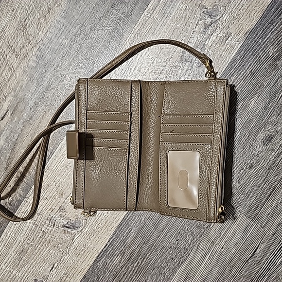 Relic by Fossil Wallet with Crossbody Strap - Picture 5 of 10